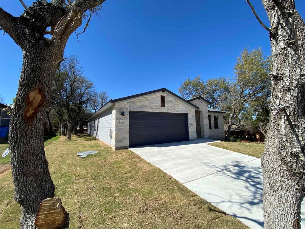 3702 Austin Cv Property Photo 2