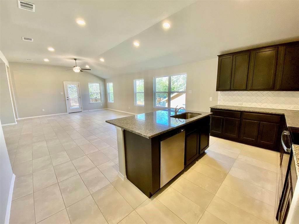 3702 Austin Cv Property Photo 10