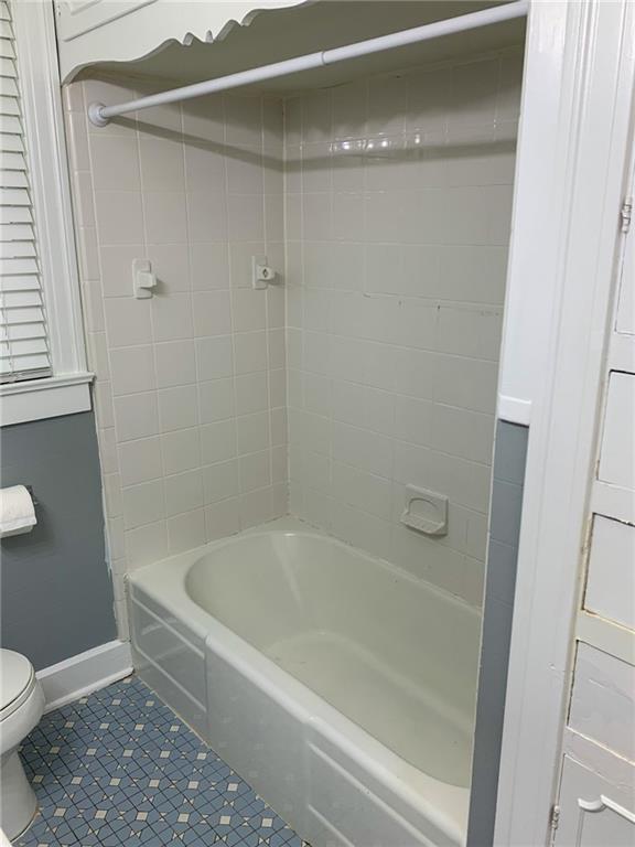 1031 E 44th St Property Photo 26
