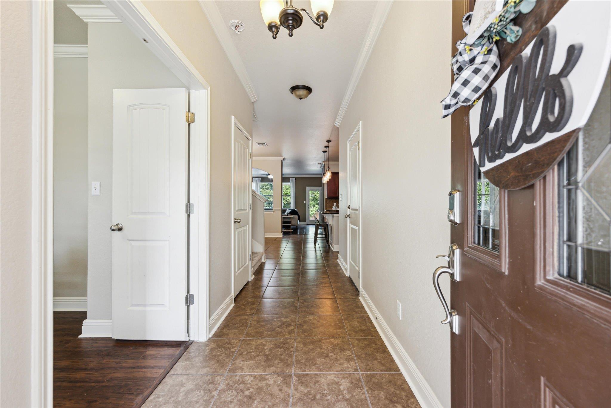 9520 Sydney Marilyn Ln Property Photo 2