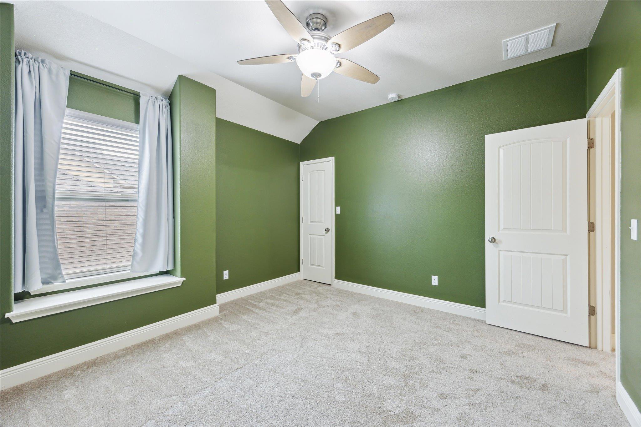 9520 Sydney Marilyn Ln Property Photo 17