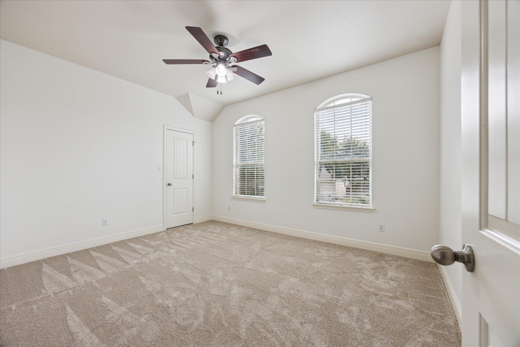 9520 Sydney Marilyn Ln Property Photo 18