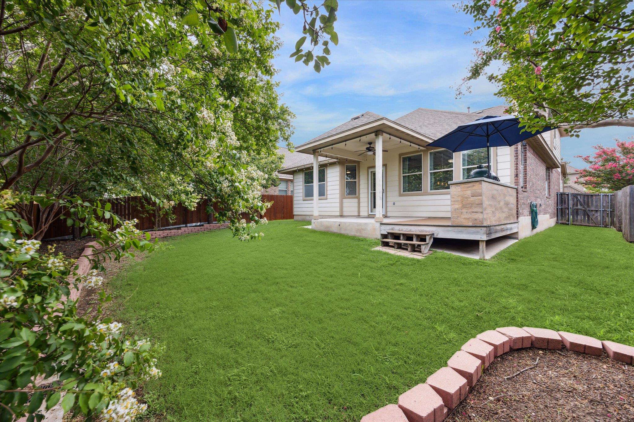 9520 Sydney Marilyn Ln Property Photo 25