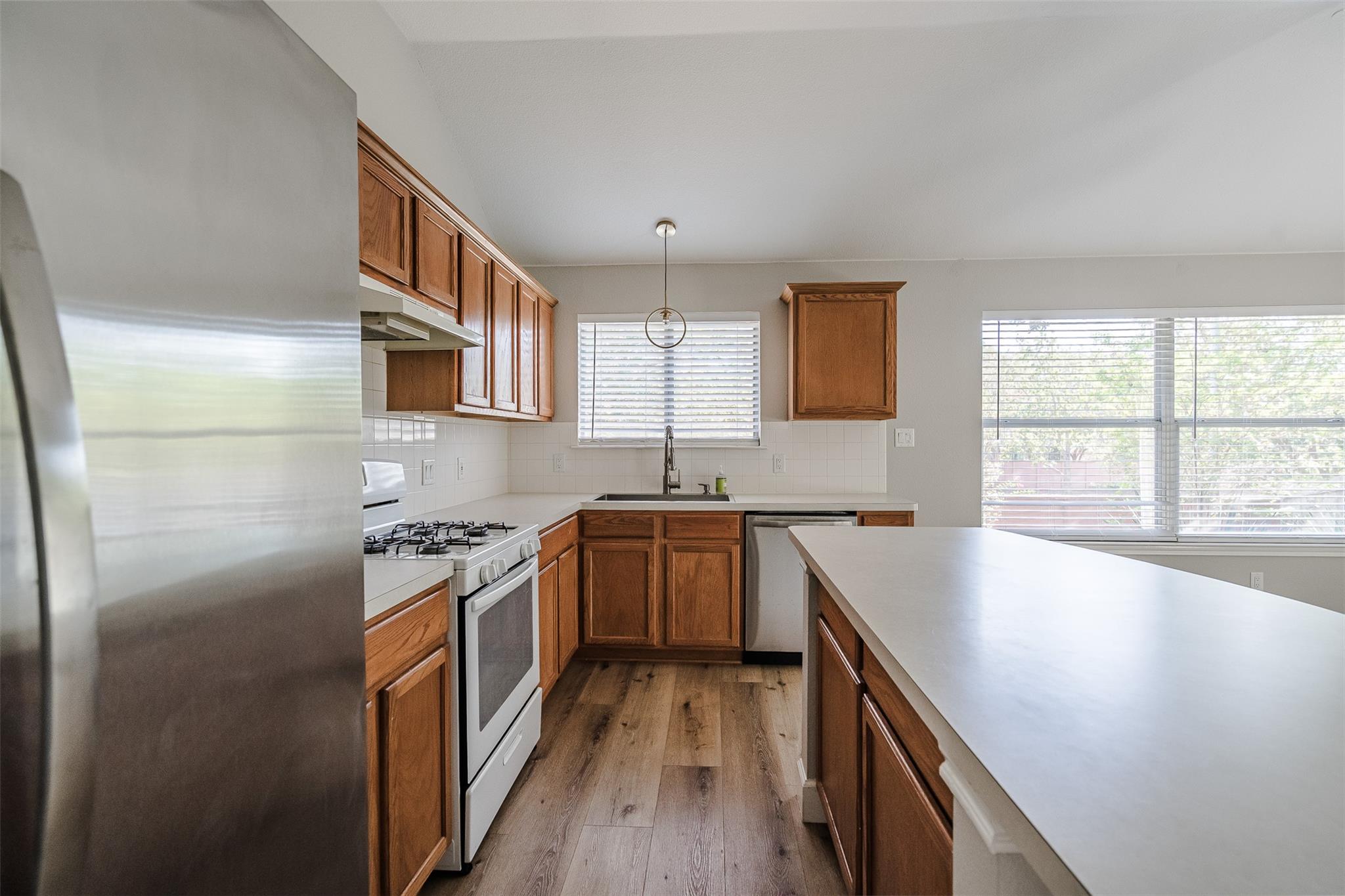 5928 Lomita Verde Cir Property Photo 7