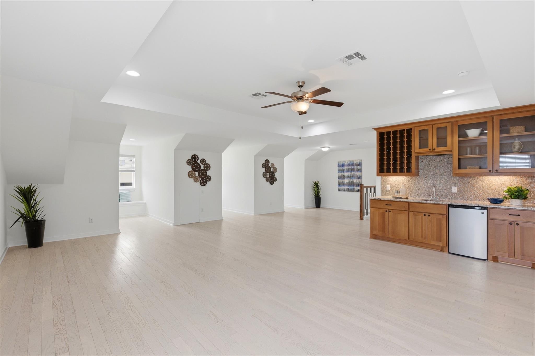 108 Orchard Park Dr Property Photo 25