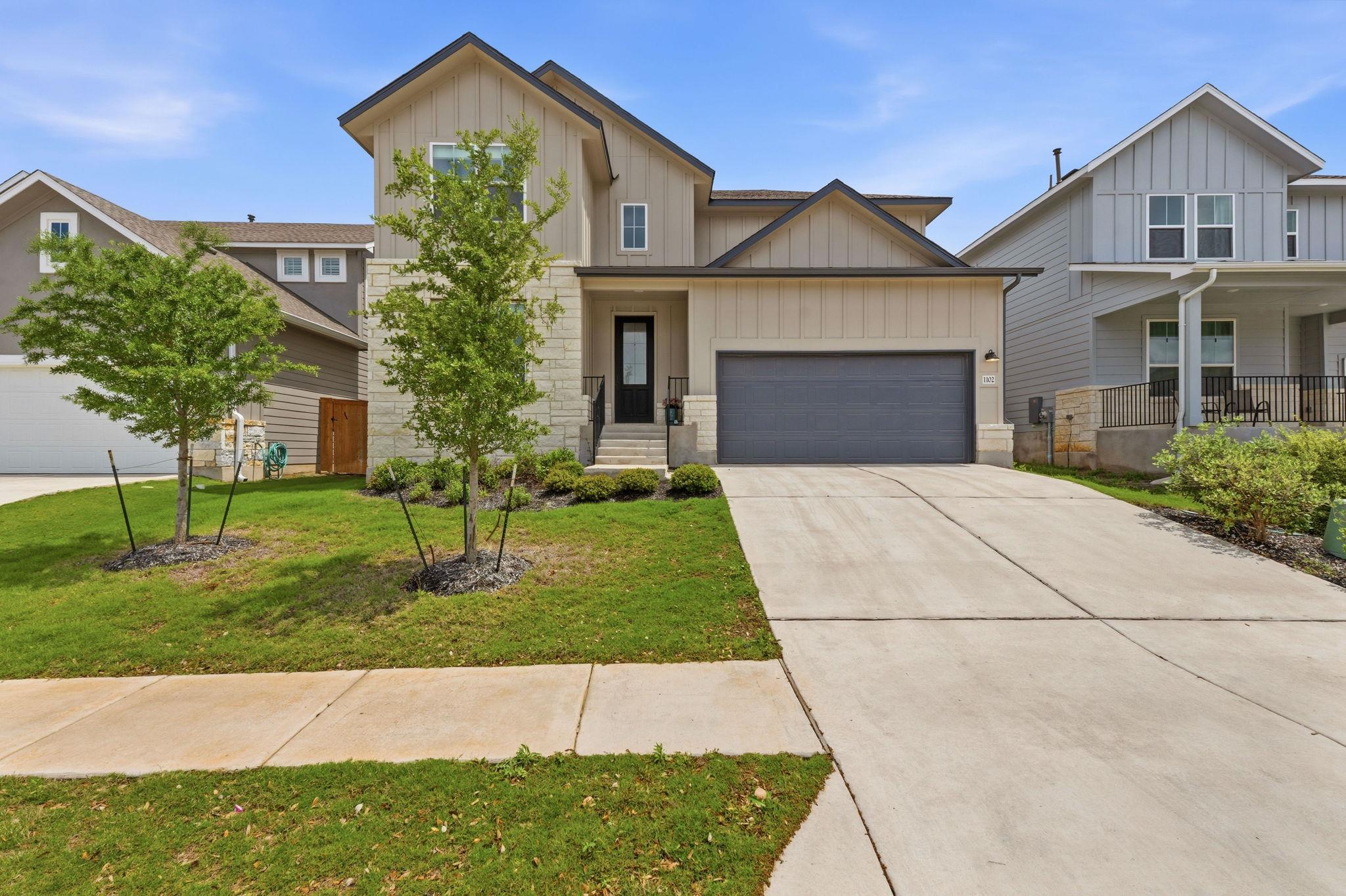 1102 Sage Thrasher Cir Property Photo 2