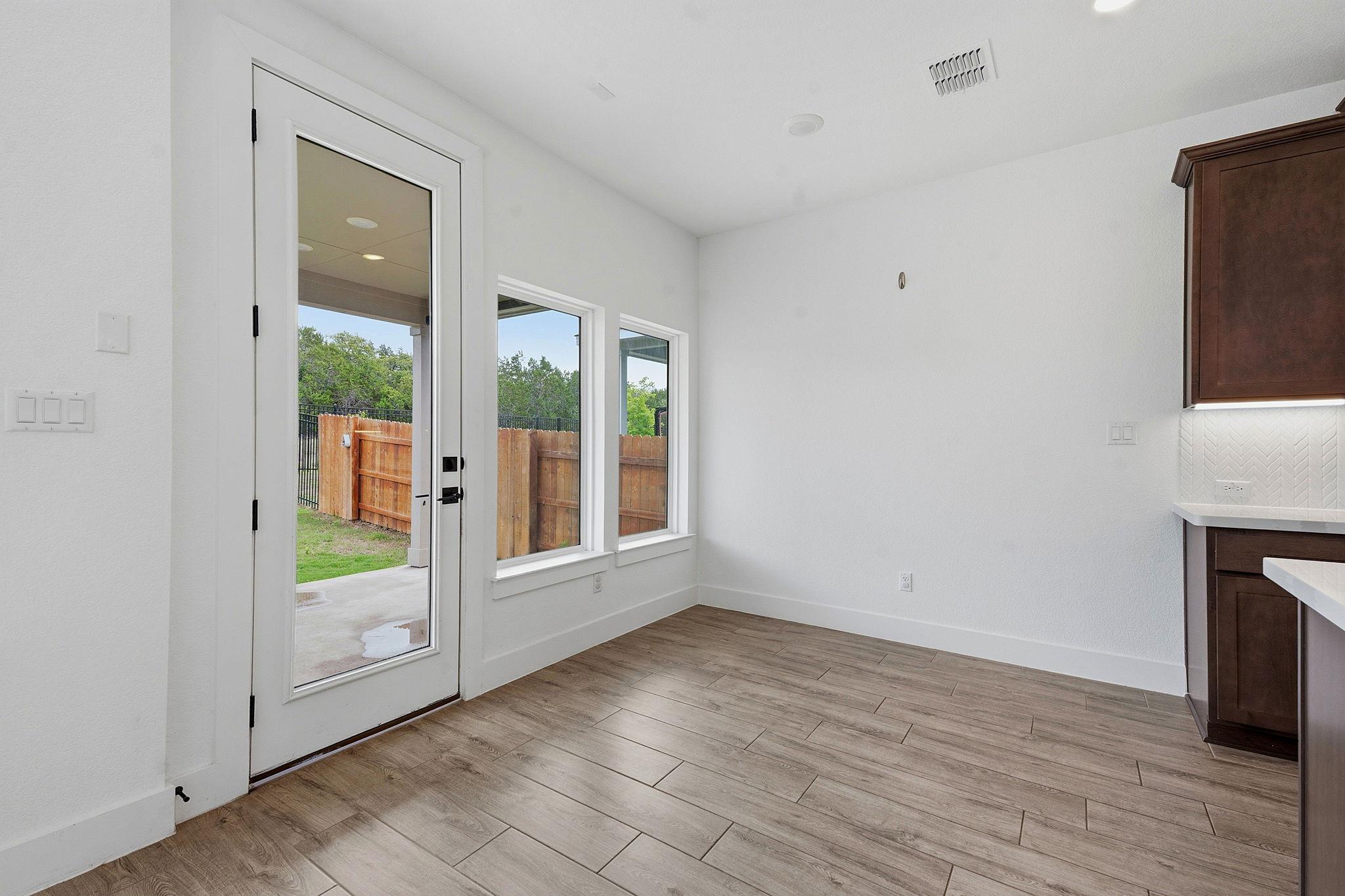 1102 Sage Thrasher Cir Property Photo 16