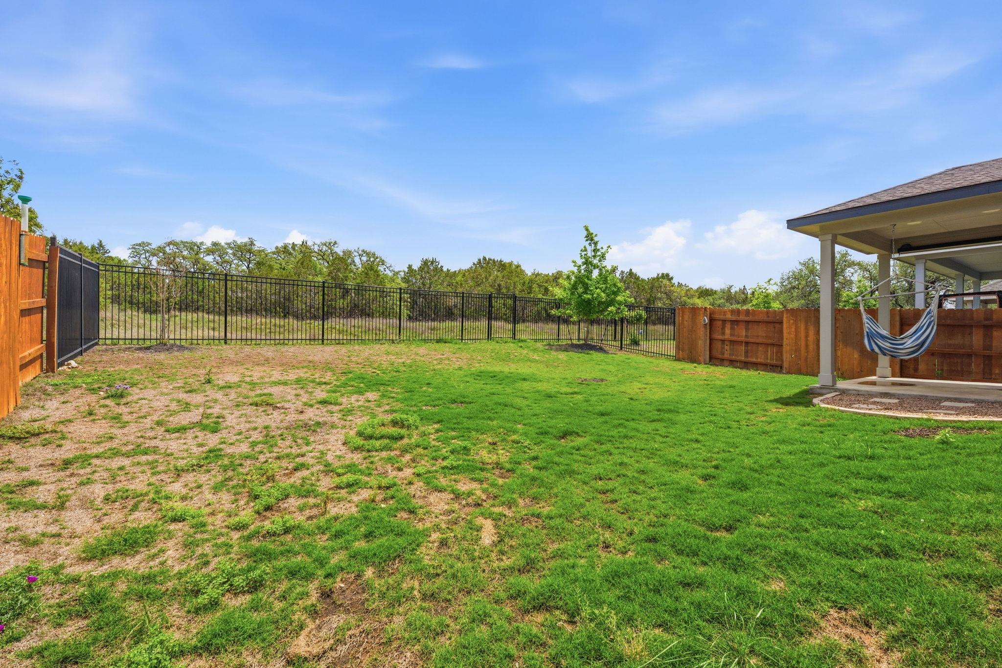 1102 Sage Thrasher Cir Property Photo 27