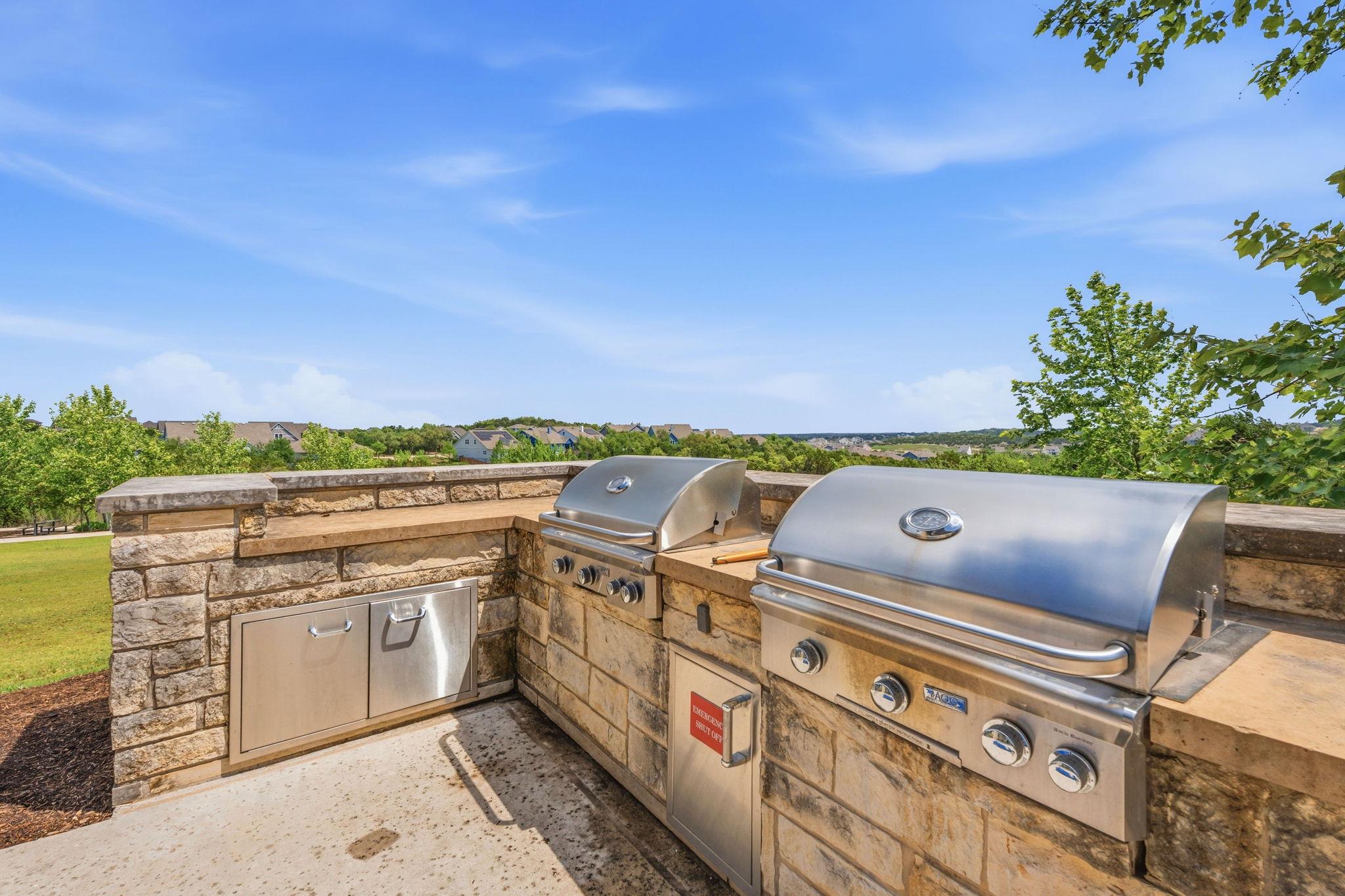 1102 Sage Thrasher Cir Property Photo 34