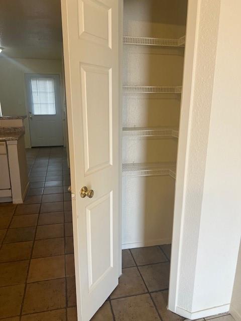 2204 Katy Ln #d Property Photo 3