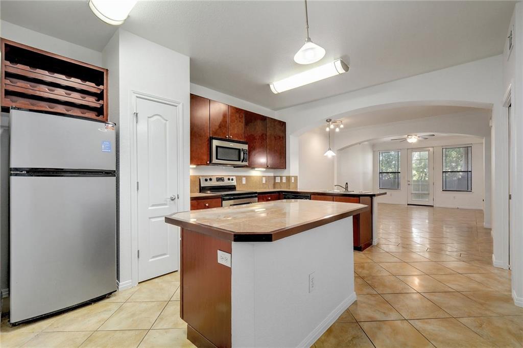 2505 San Gabriel St #206 Property Photo 10