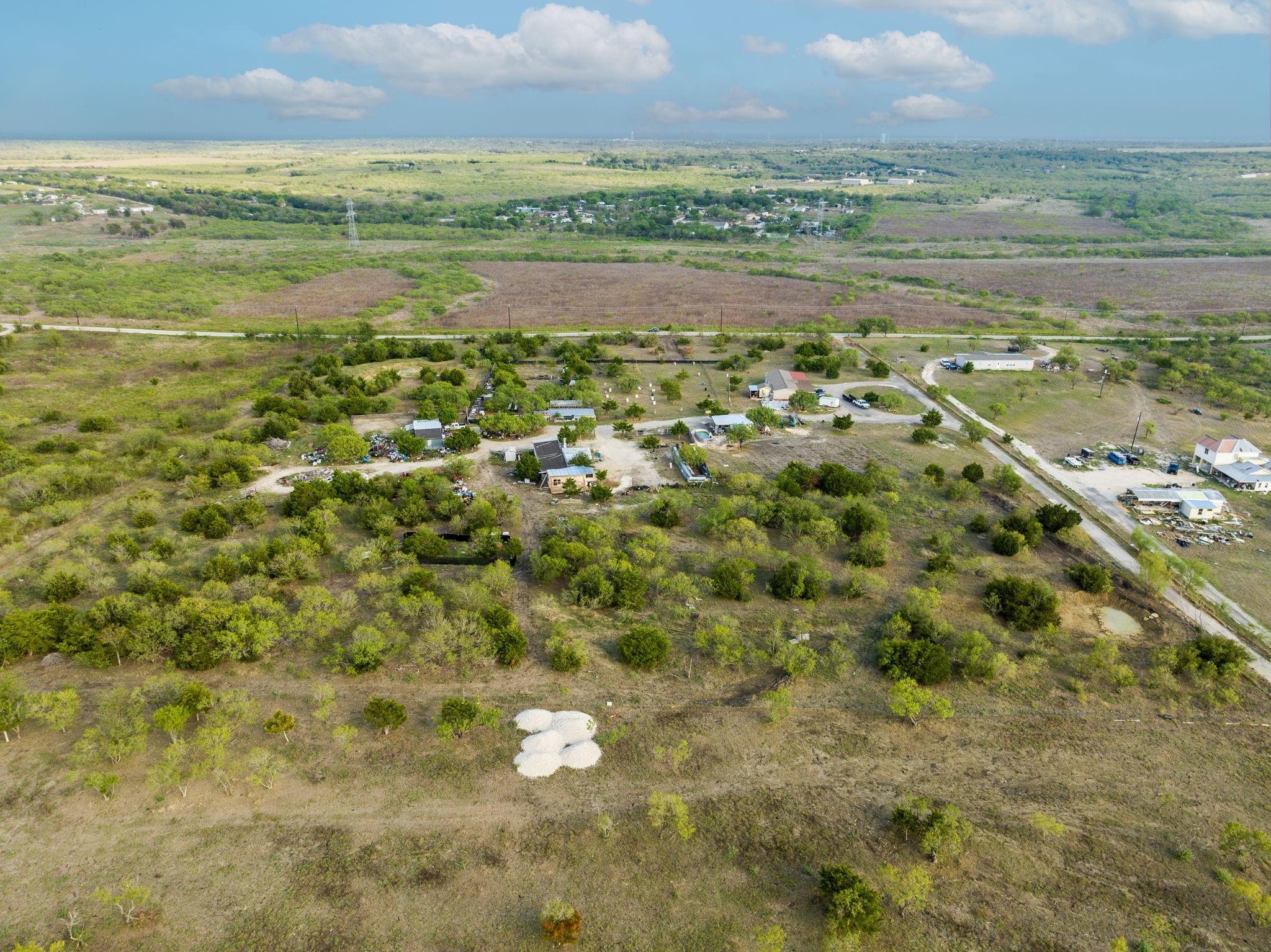 835 Tomahawk Trl Property Photo 11