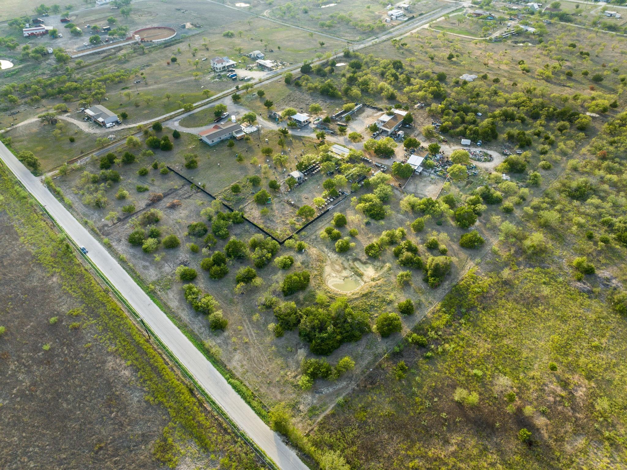835 Tomahawk Trl Property Photo 12