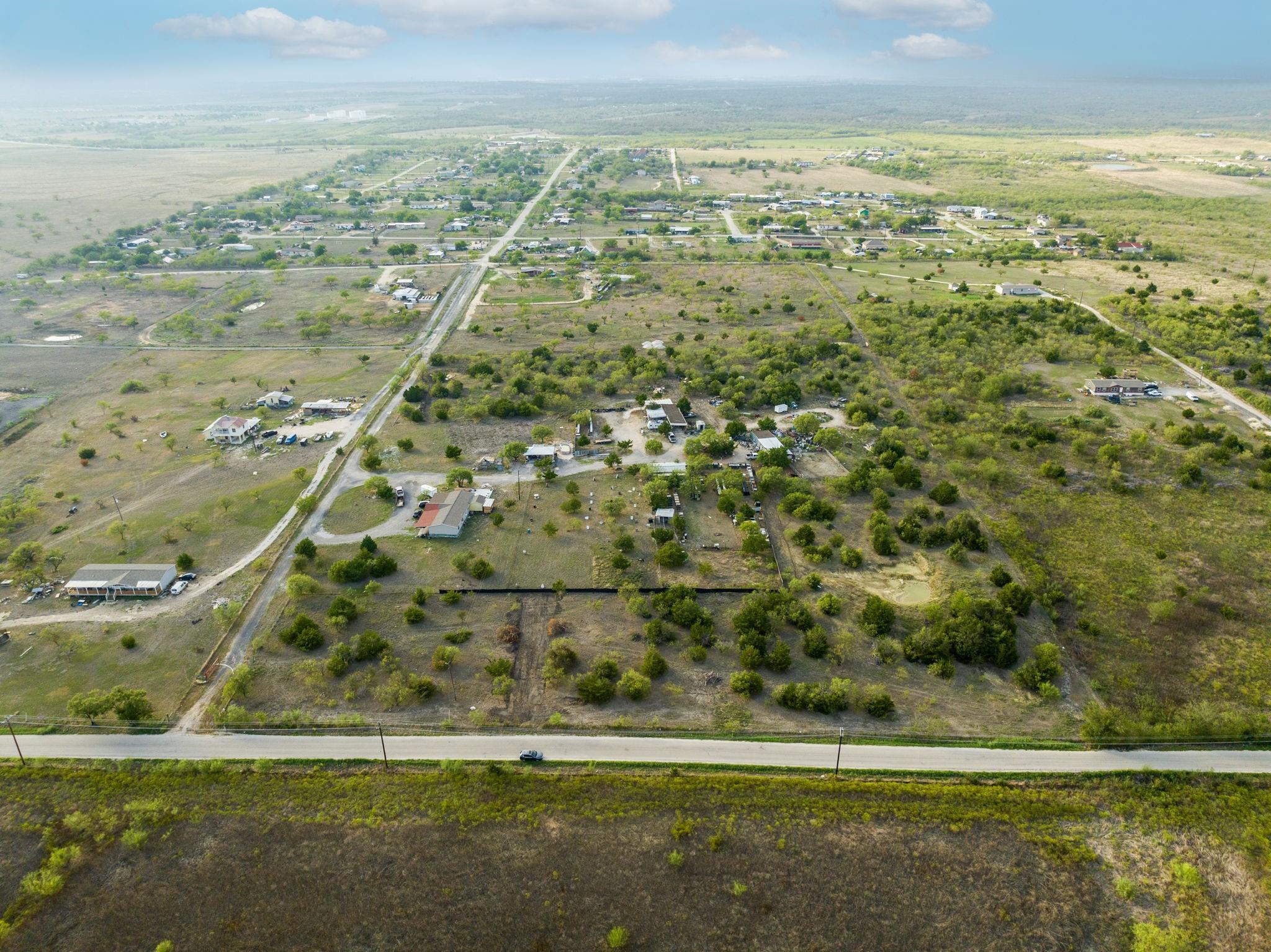 835 Tomahawk Trl Property Photo 17