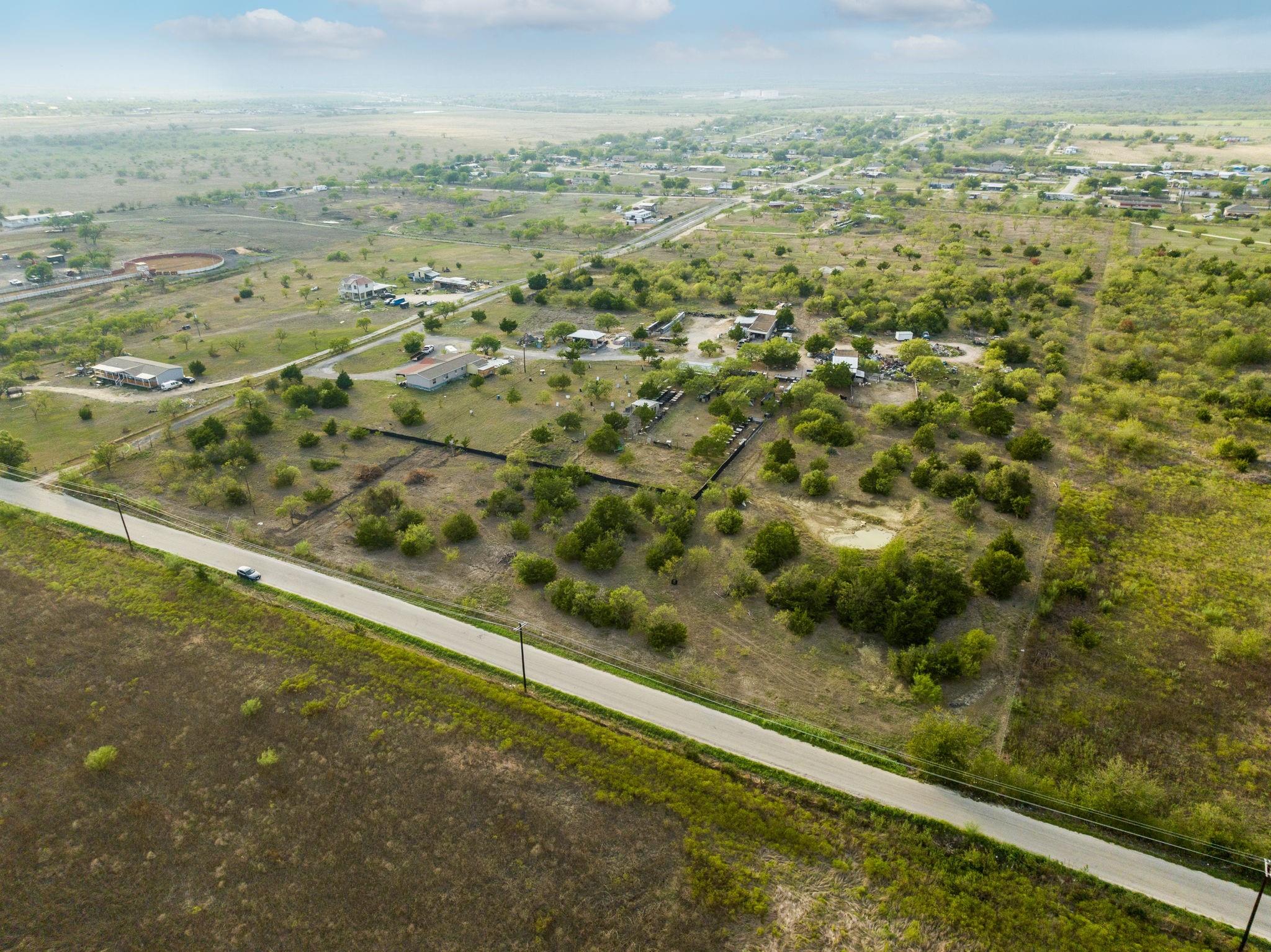 835 Tomahawk Trl Property Photo 21