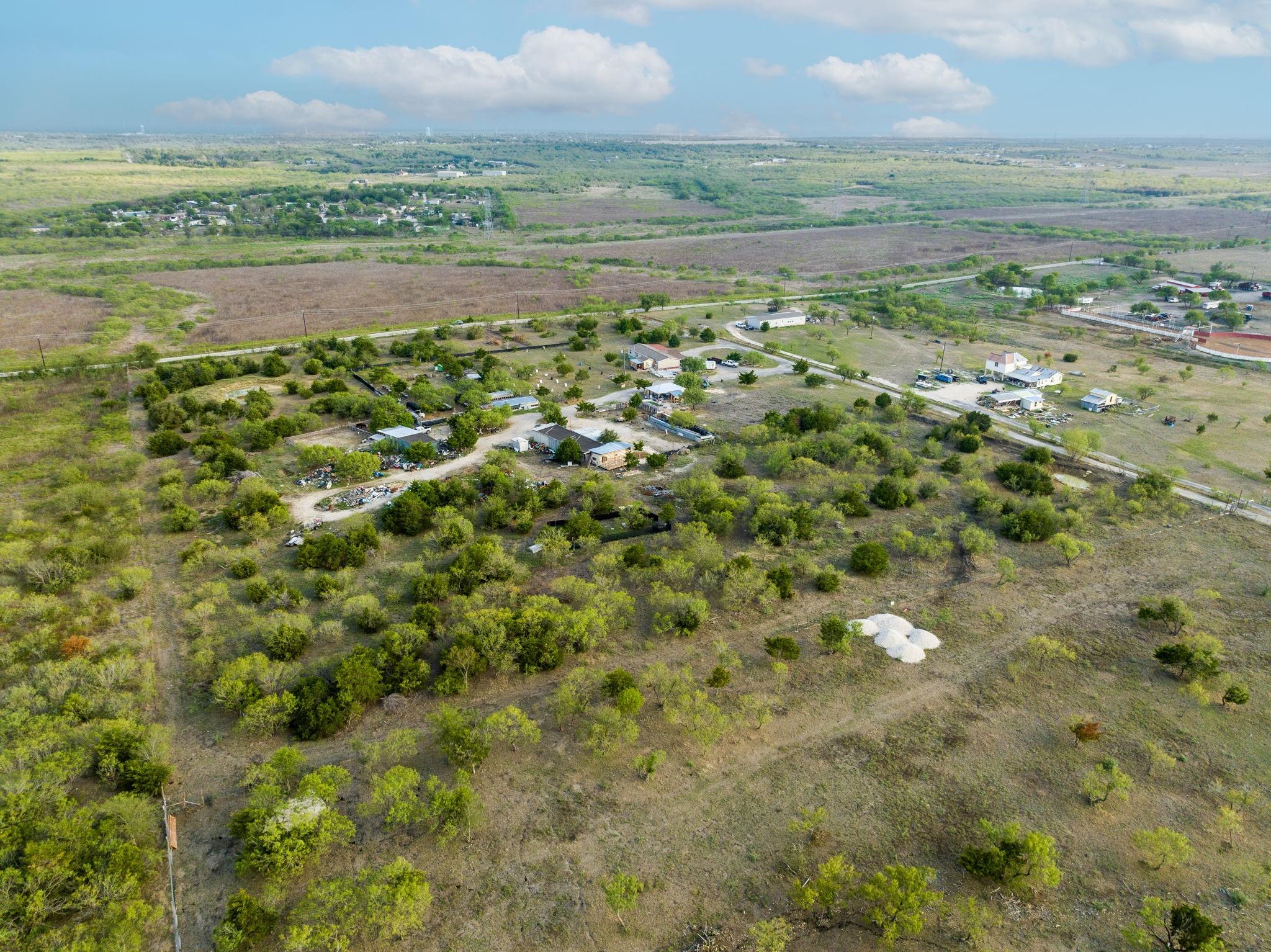 835 Tomahawk Trl Property Photo 24