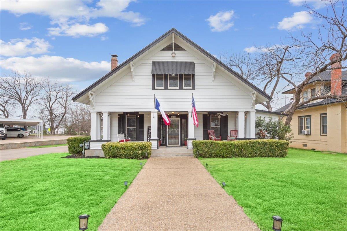 Alexanders Add Real Estate Listings Main Image
