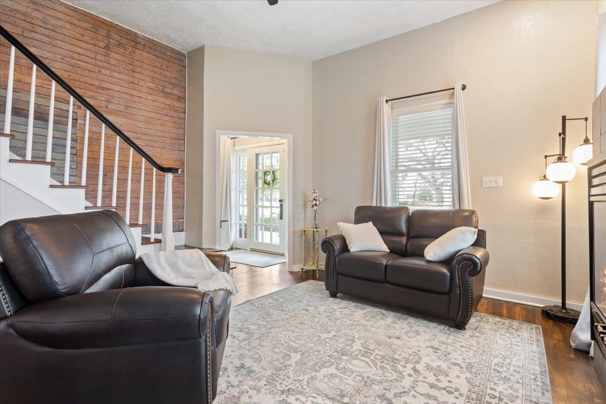 509 N Wall St Property Photo 3