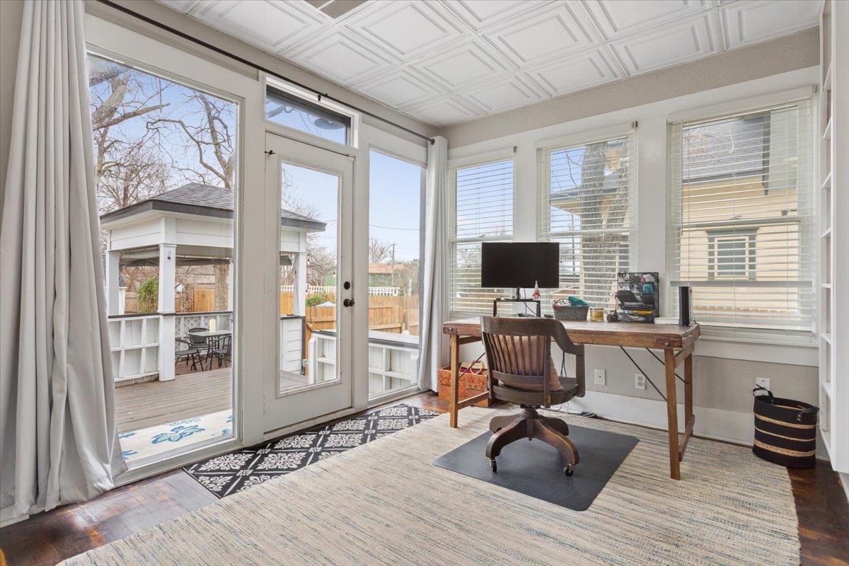 509 N Wall St Property Photo 12