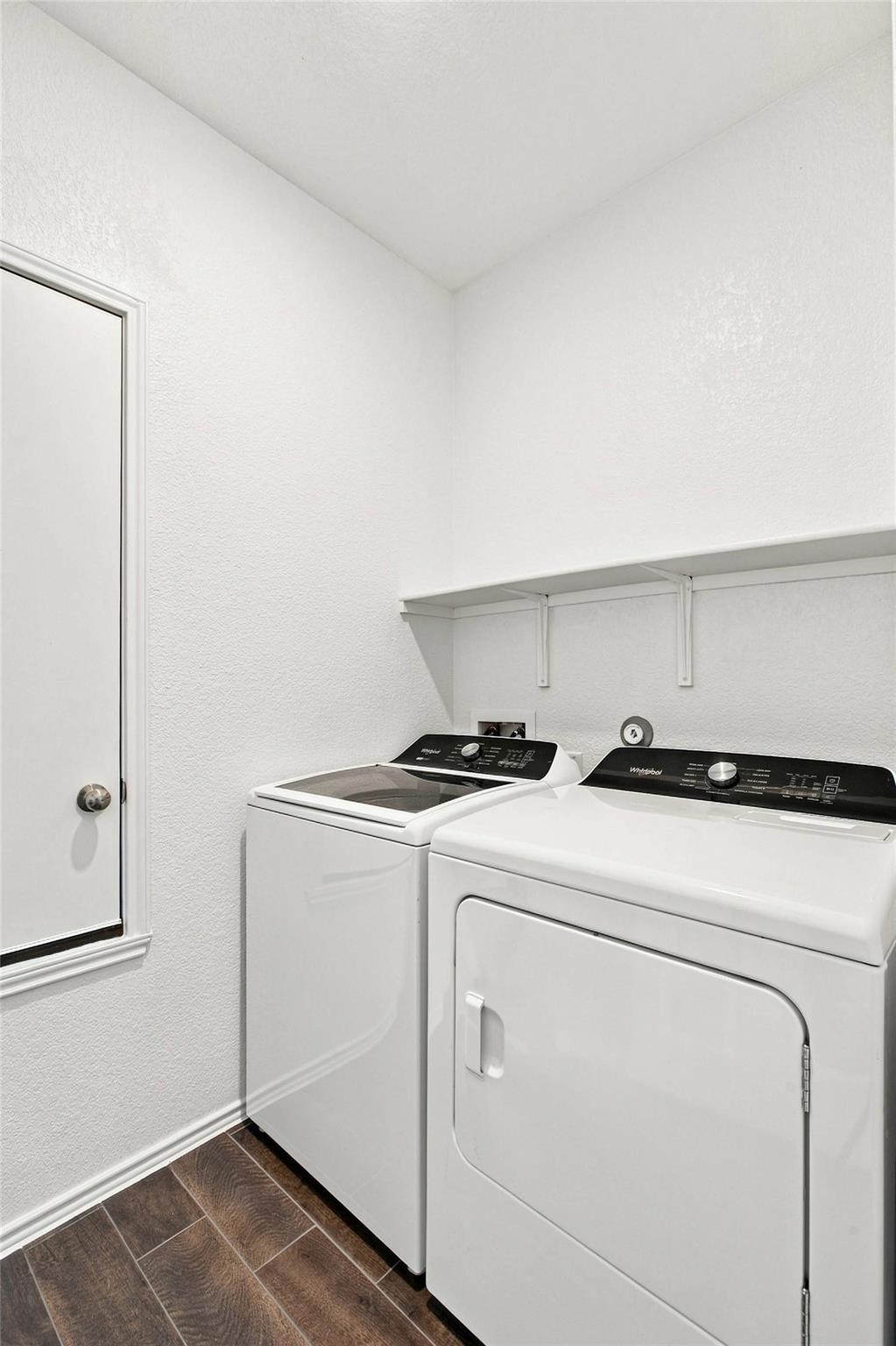 100 Bennington Dr Property Photo 19