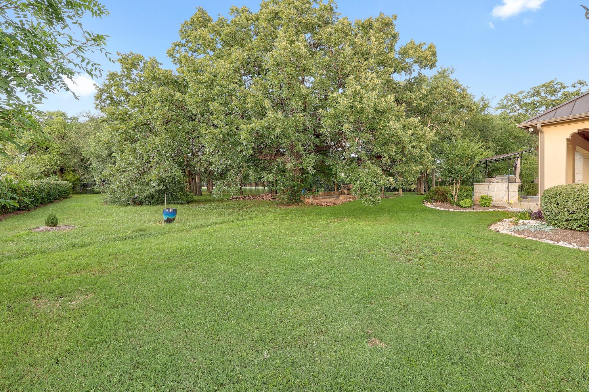202 Hillstone Trl Property Photo 10