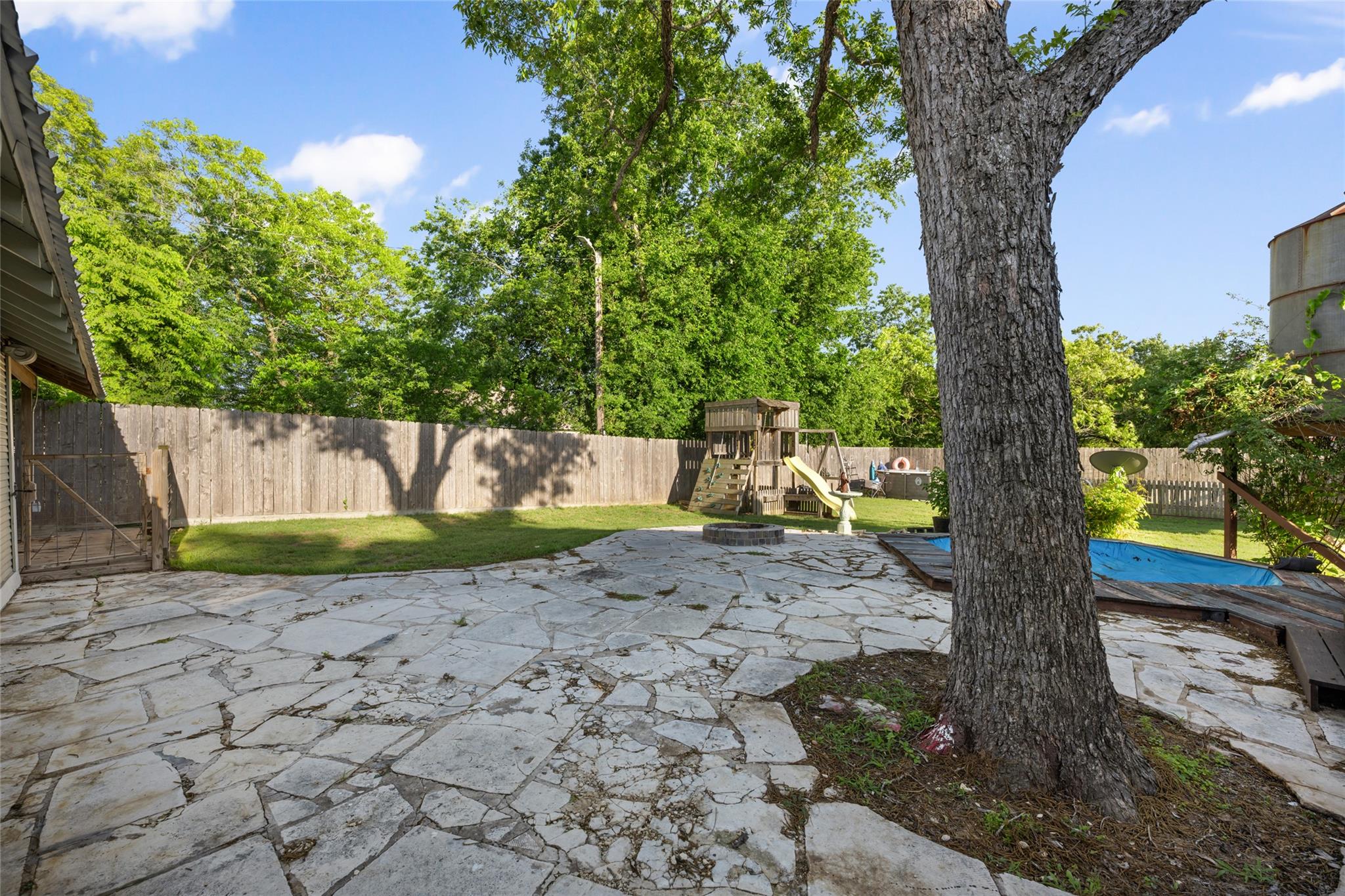117 N Main St Property Photo 23