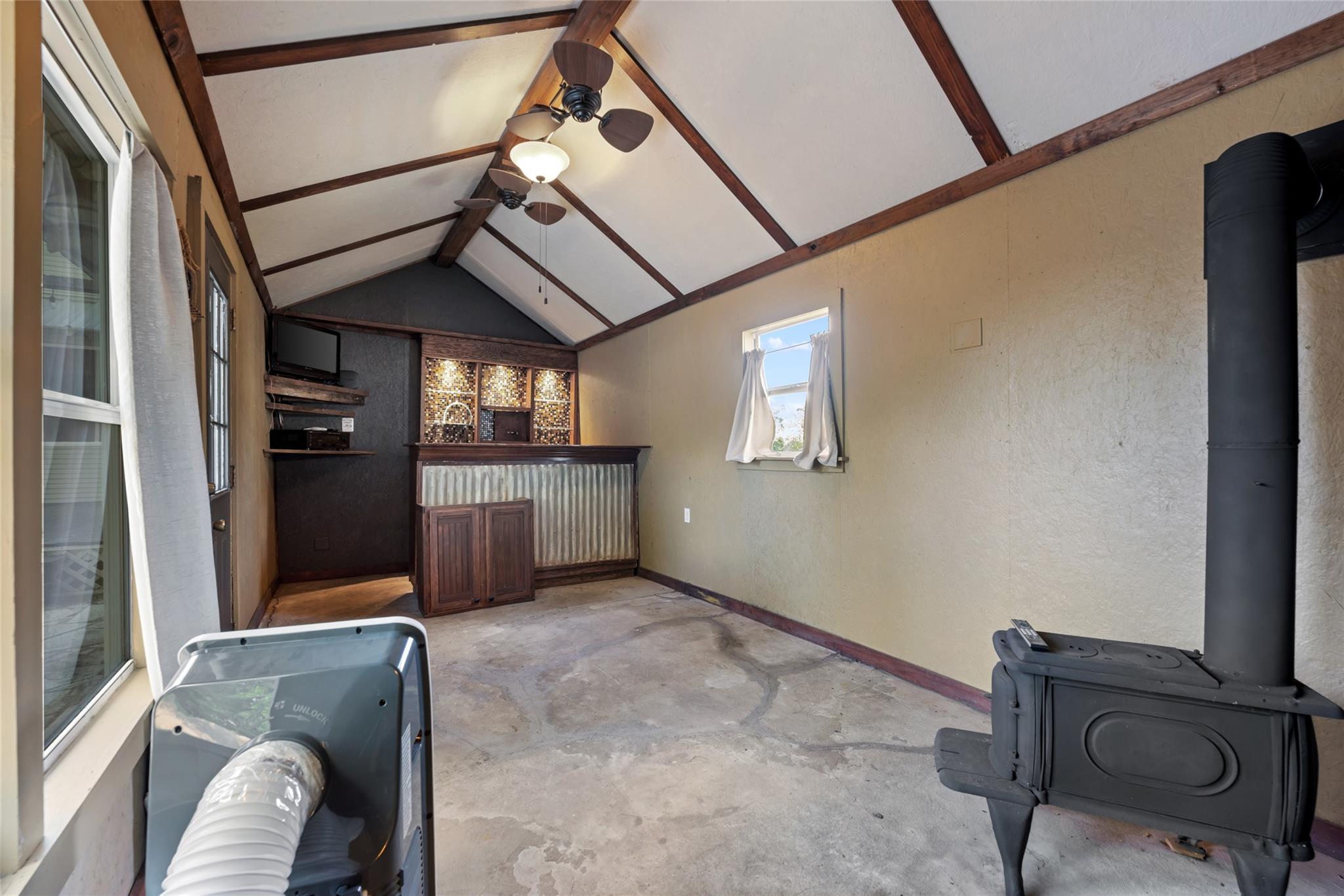 117 N Main St Property Photo 32