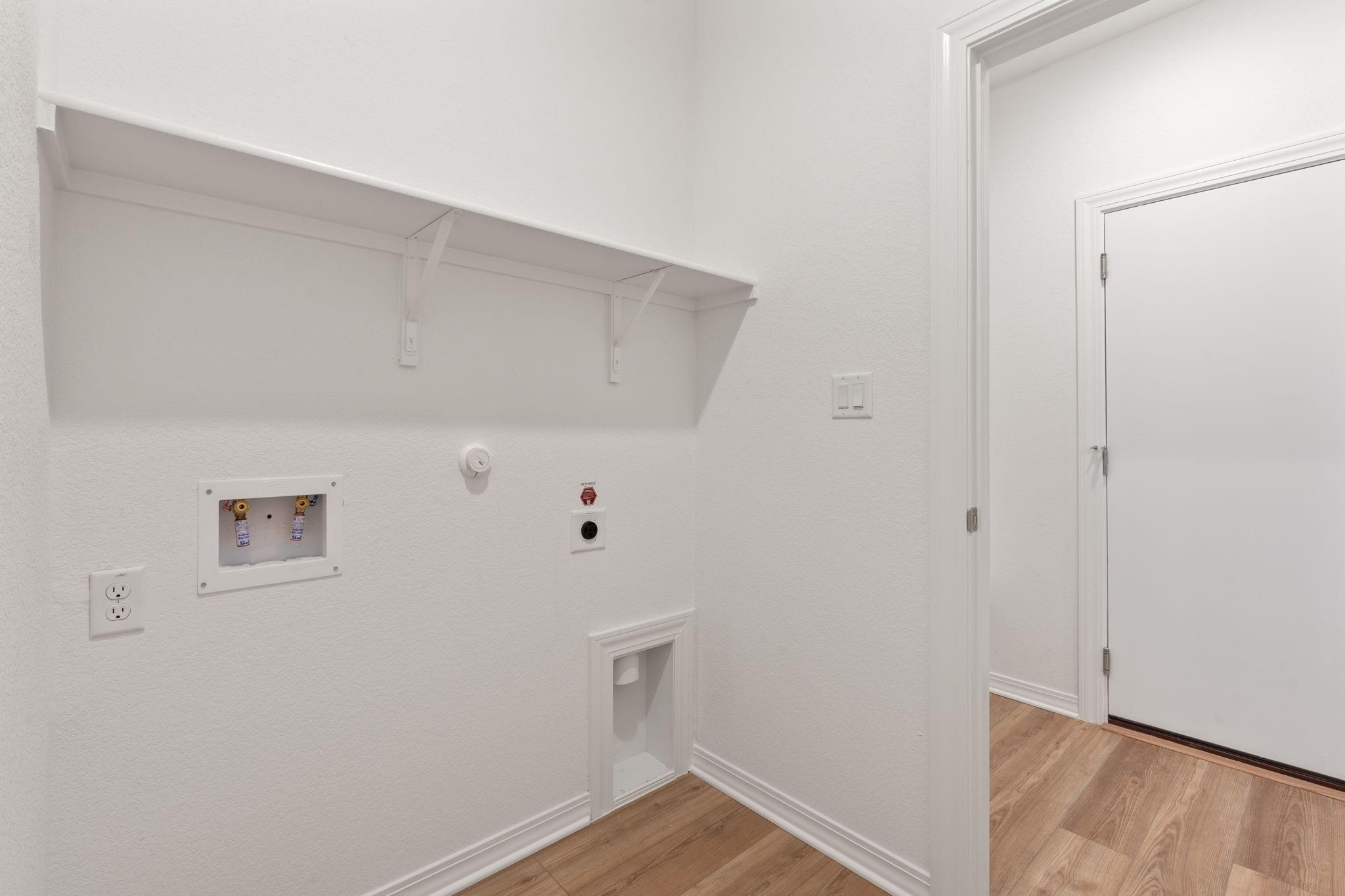 105 Cogitare Ln Property Photo 9