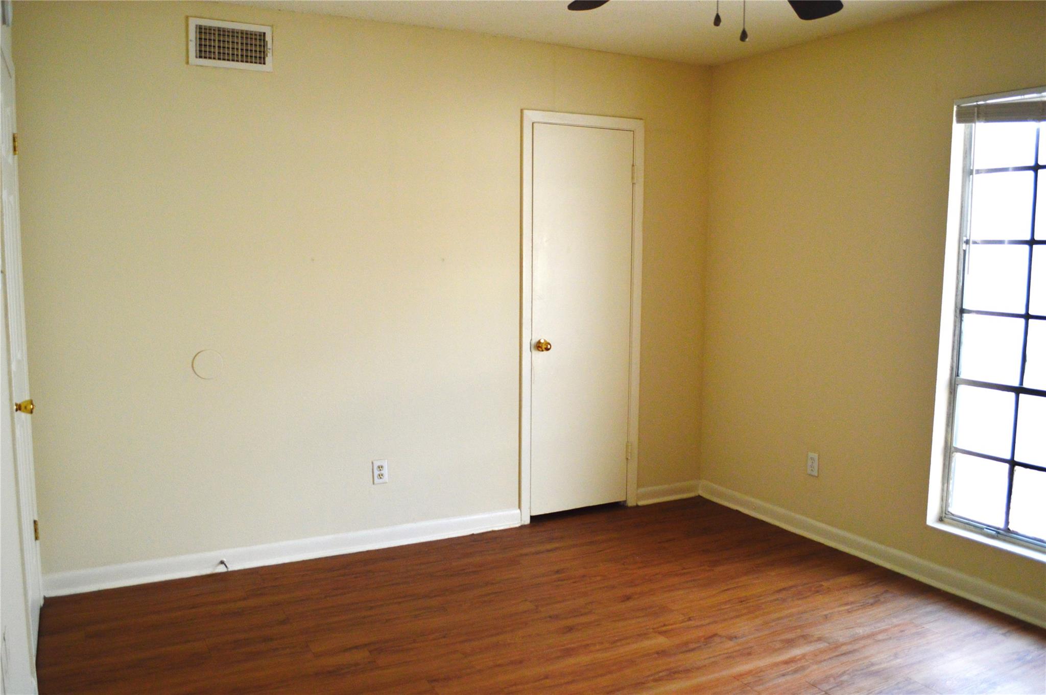 4709 Harmon Ave #333 Property Photo 8