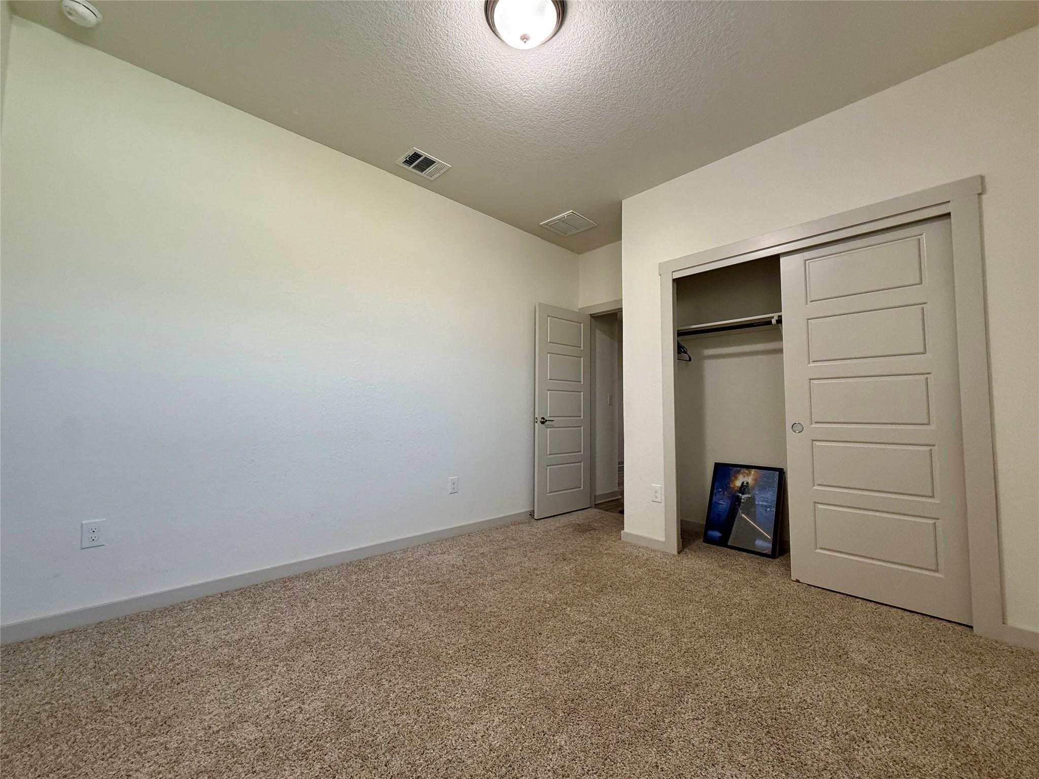 160 Filifera Ct Property Photo 5