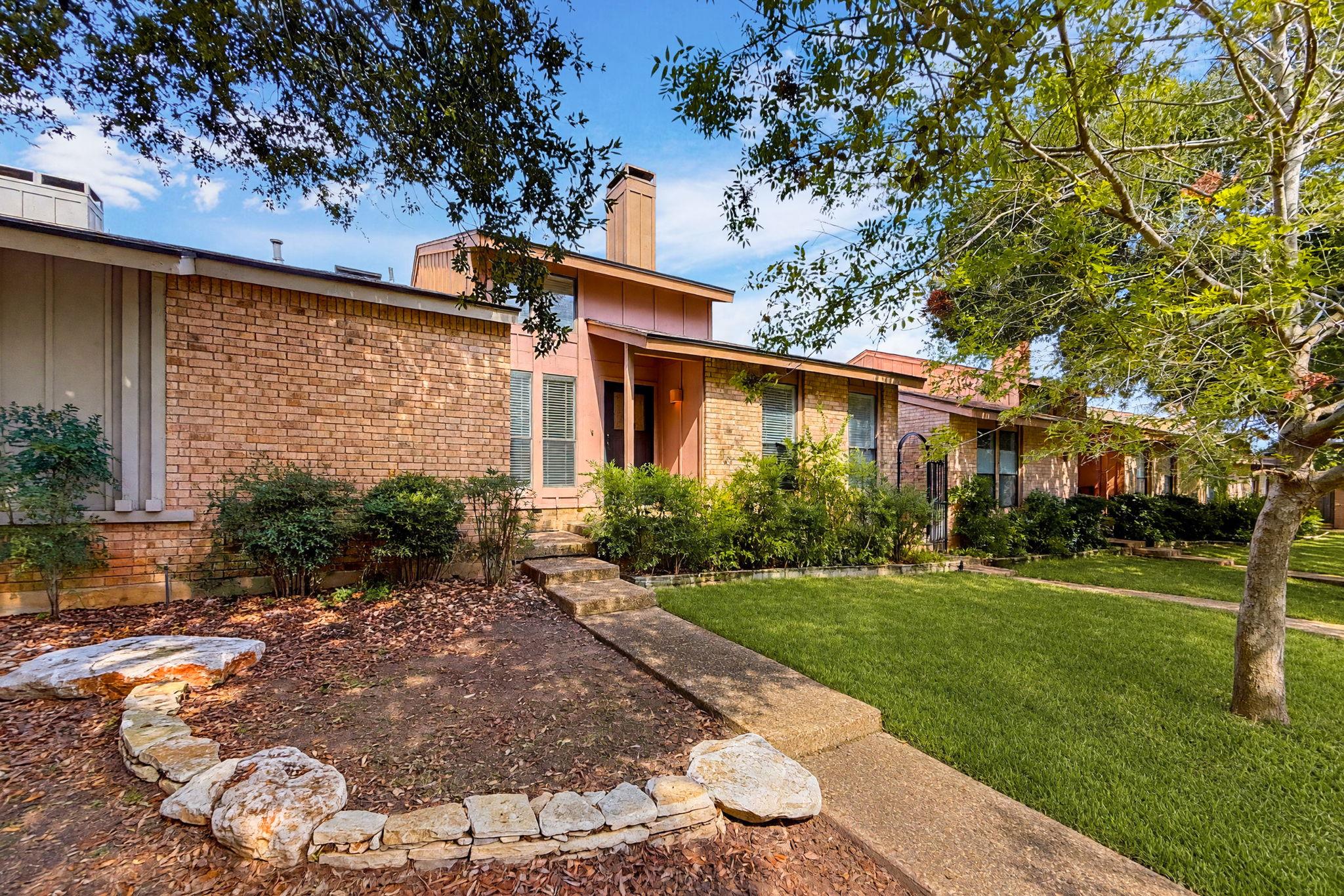 7903 Tealwood Trl Property Photo 3