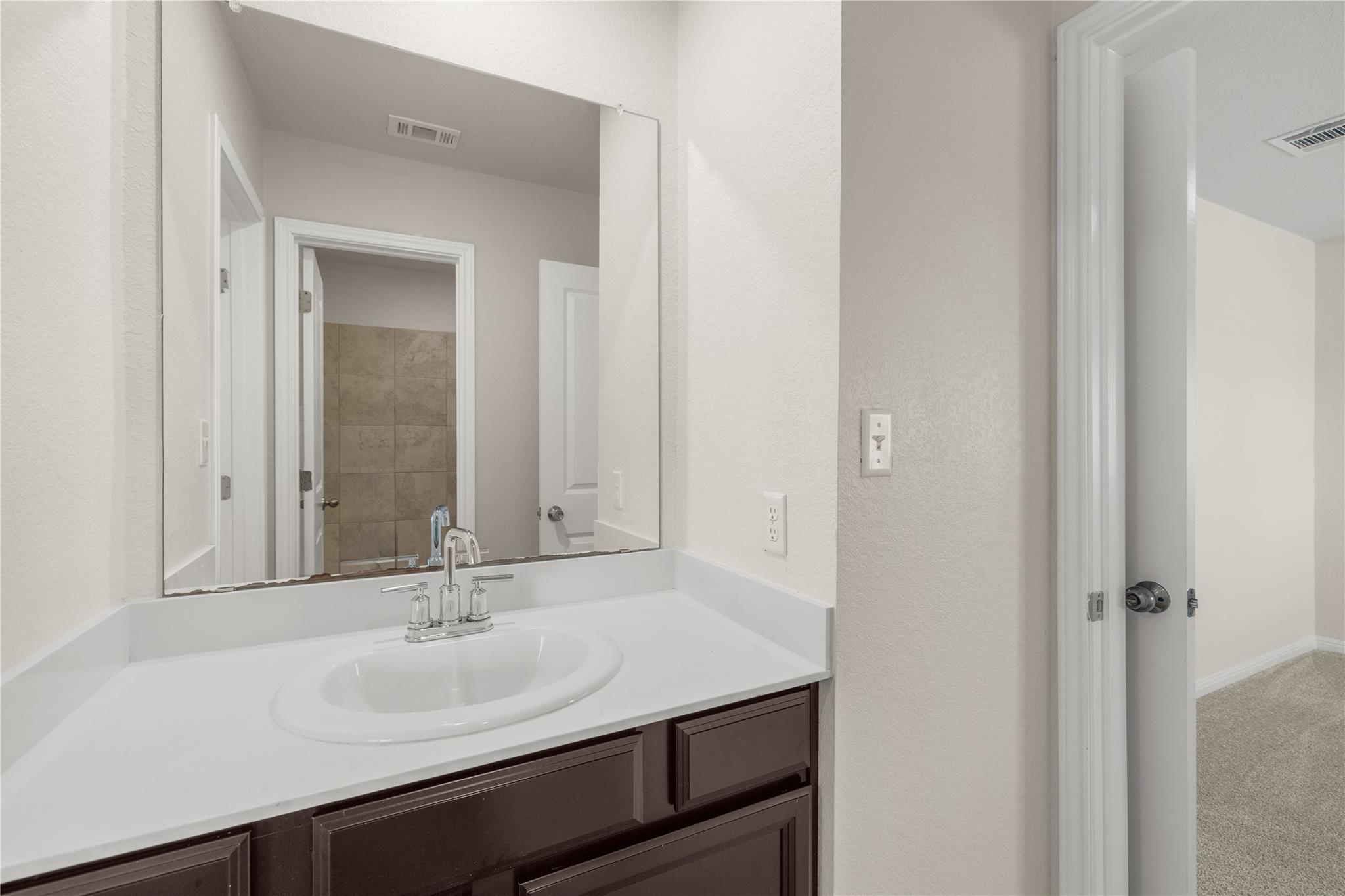 6044 Genova Pl Property Photo 28