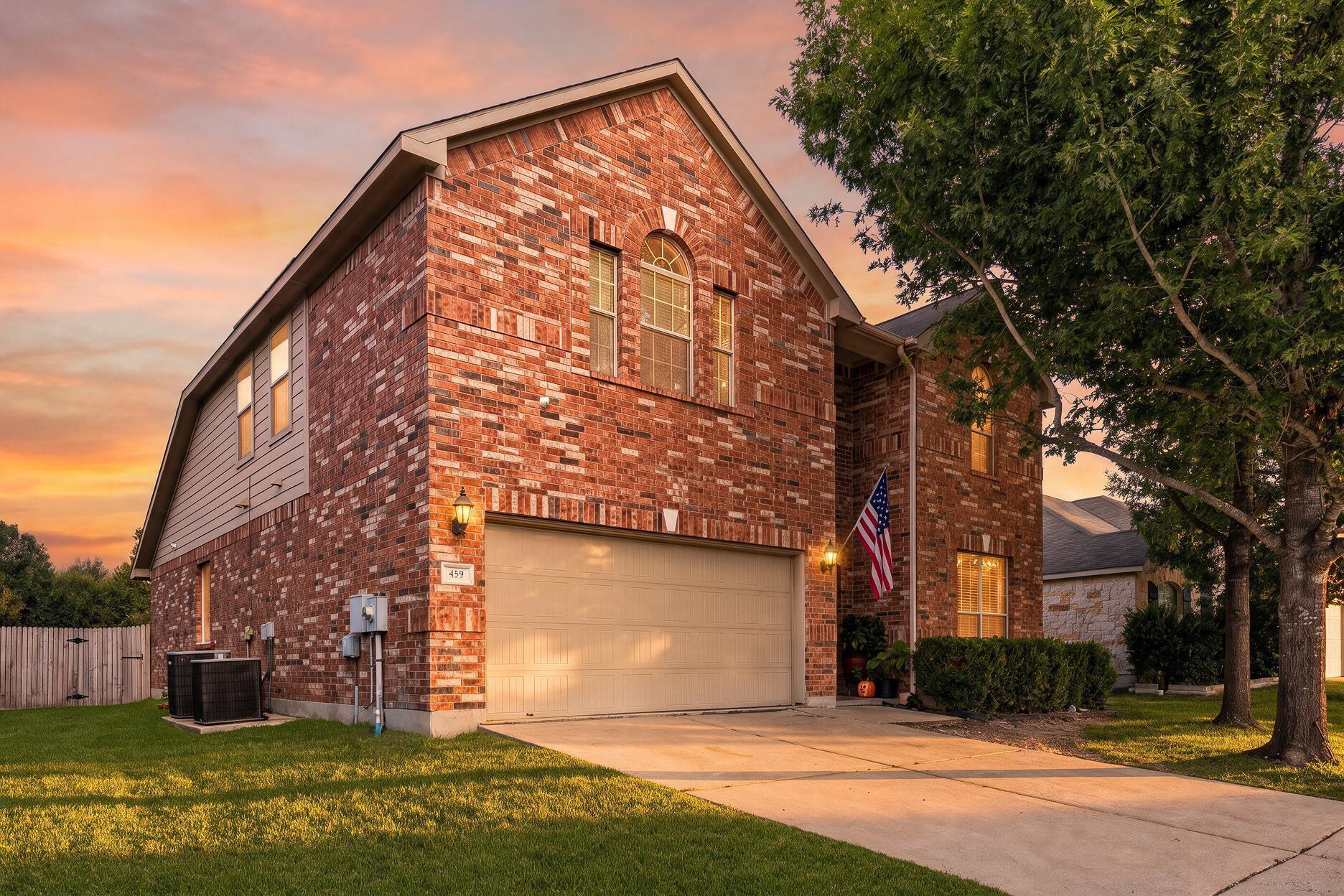 459 Sandstone Trl