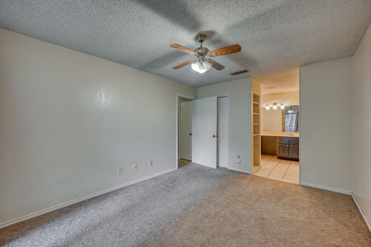 1202 Thorpe Ln #616 Property Photo 14