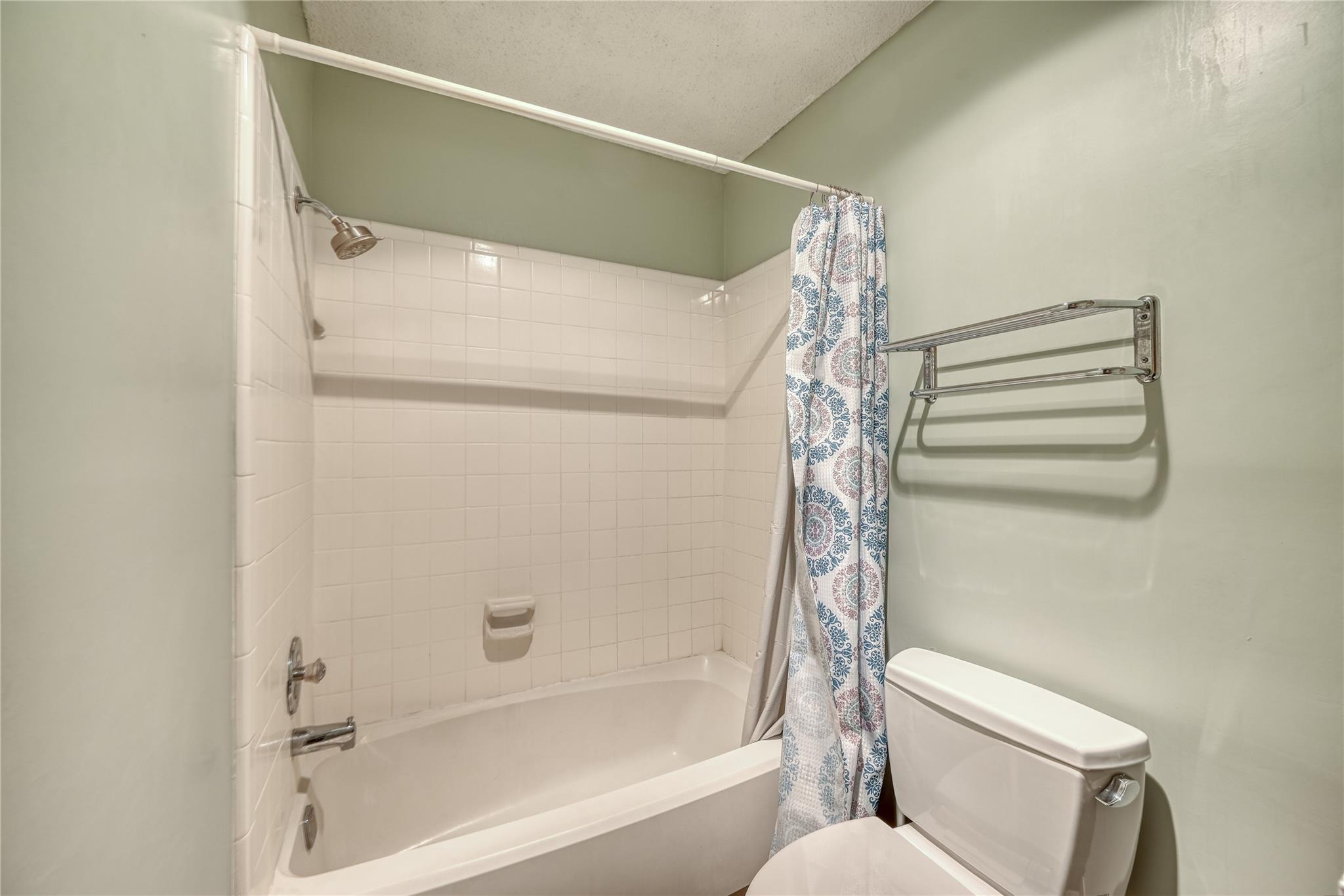 1202 Thorpe Ln #616 Property Photo 18