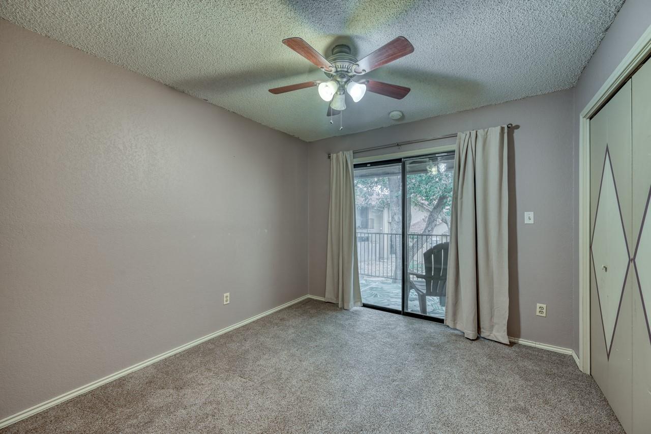 1202 Thorpe Ln #616 Property Photo 19