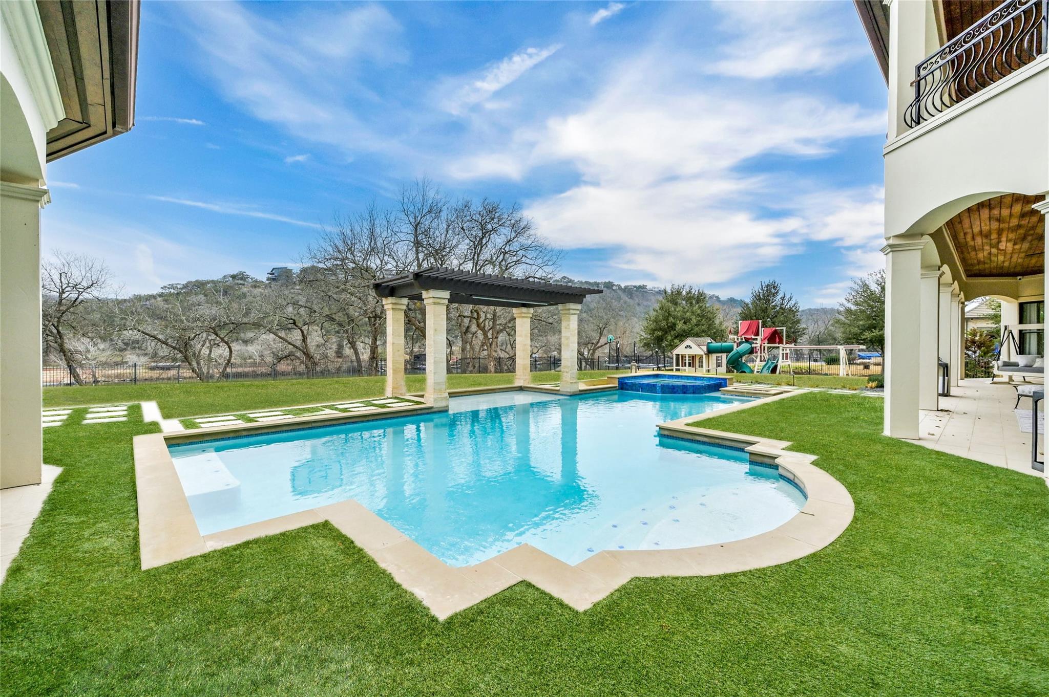 14132 Flat Top Ranch Rd Property Photo 33