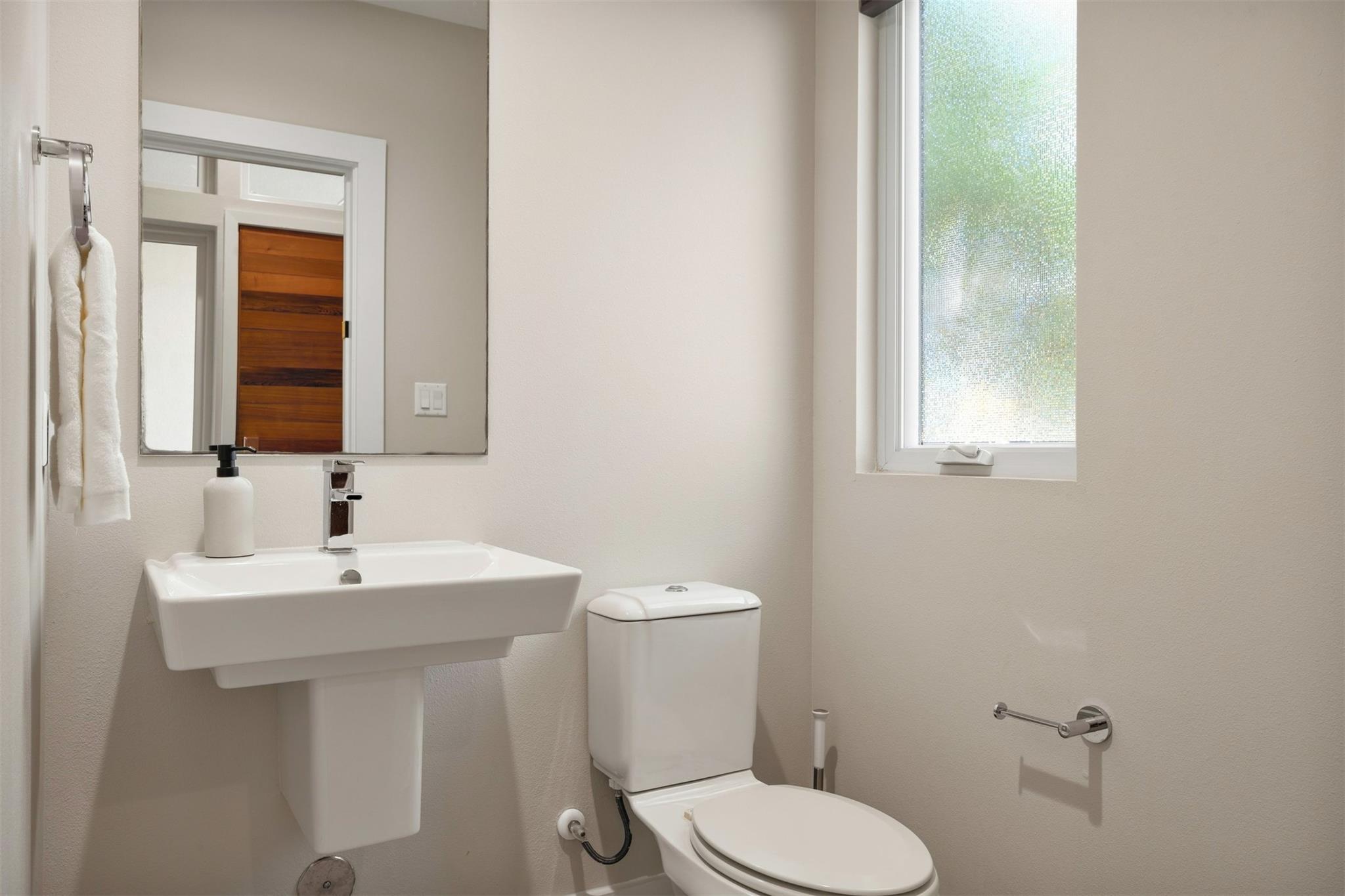 3921 Threadgill St Property Photo 31