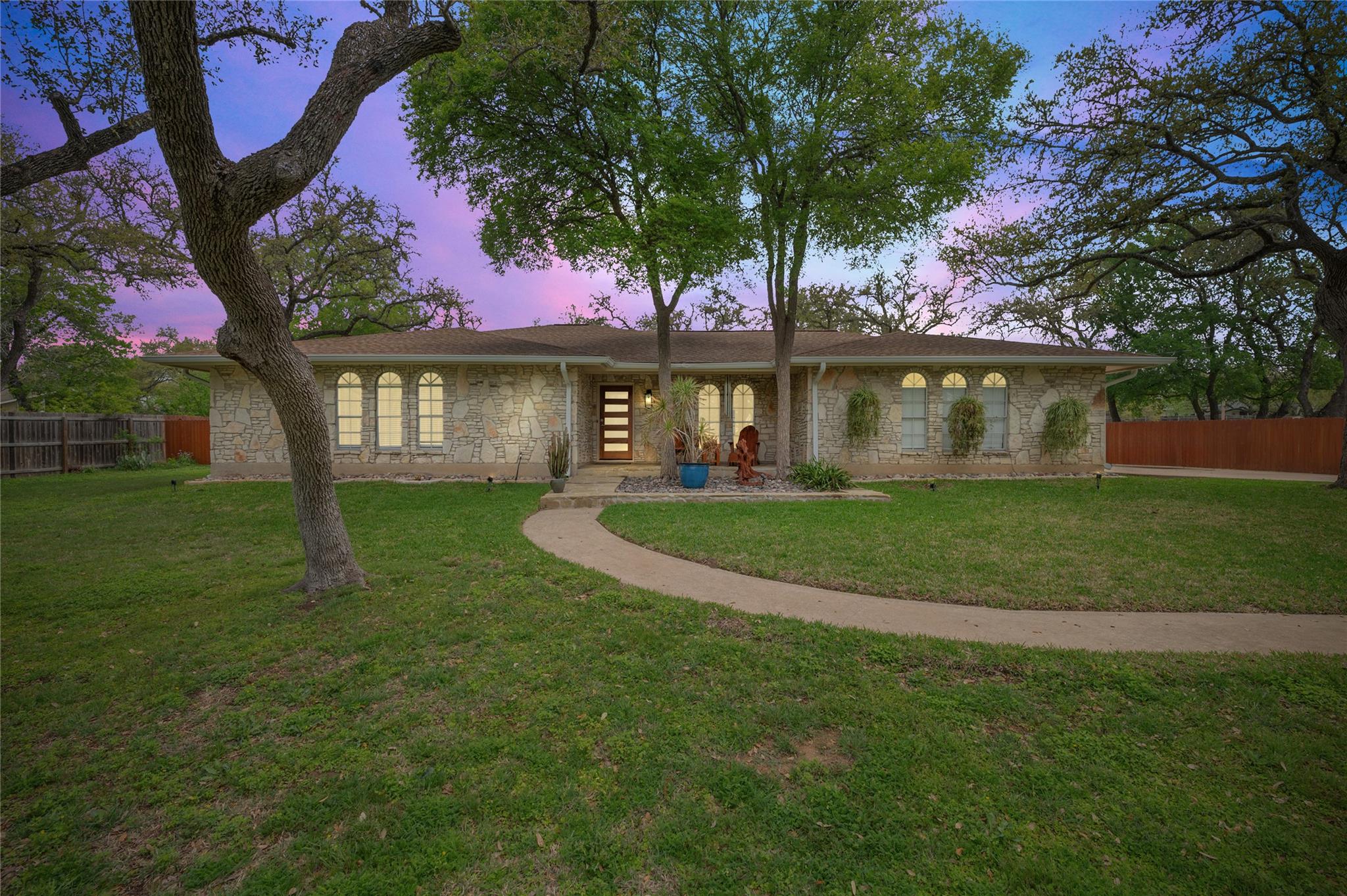 7900 Espanola Trl Property Photo 1