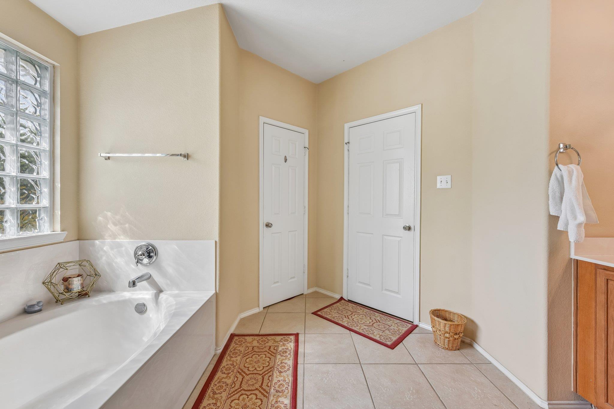 3817 Heron Roost Pass Property Photo 6