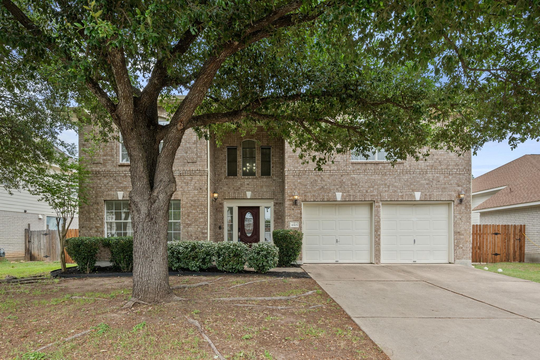 16503 Lounsbury Pl Property Photo 1
