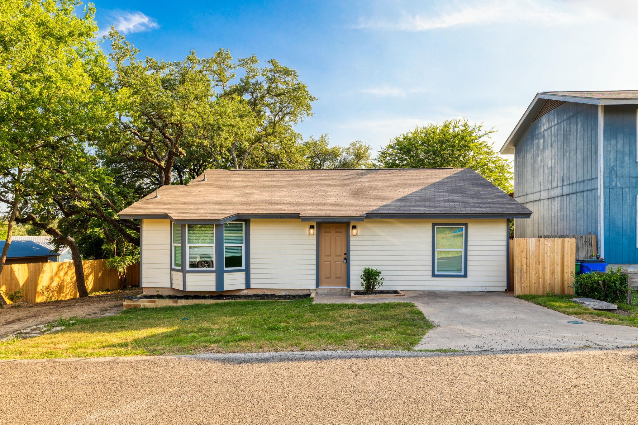 10808 Ridgeway St Property Photo 1