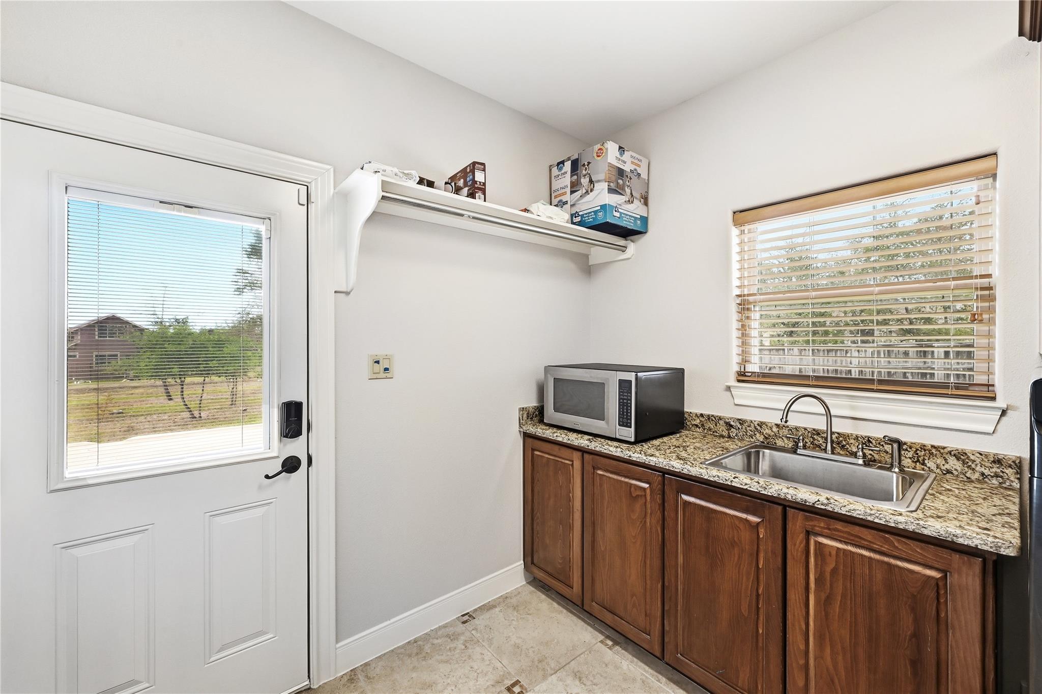 140 Winchester Rd Property Photo 25
