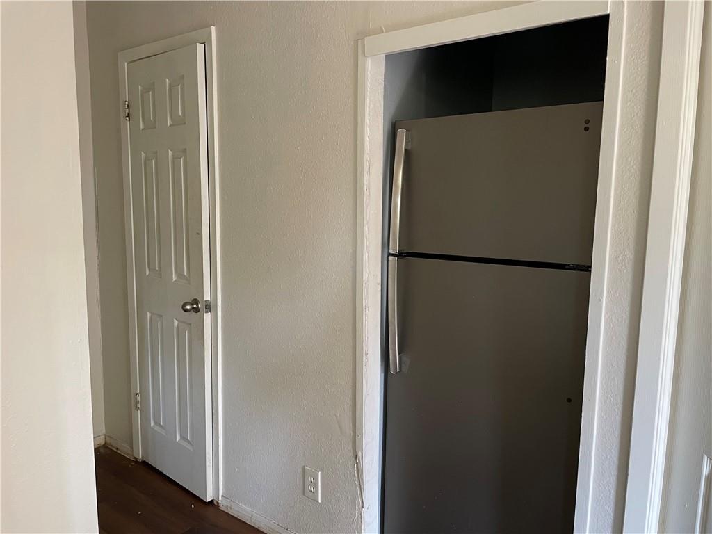 1601 Taylor Gaines St #b Property Photo 4