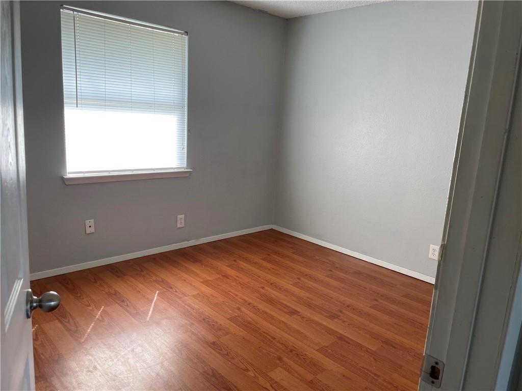 1601 Taylor Gaines St #b Property Photo 8