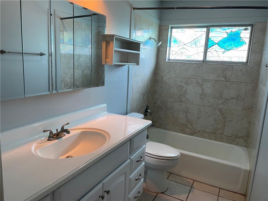 1601 Taylor Gaines St #b Property Photo 9
