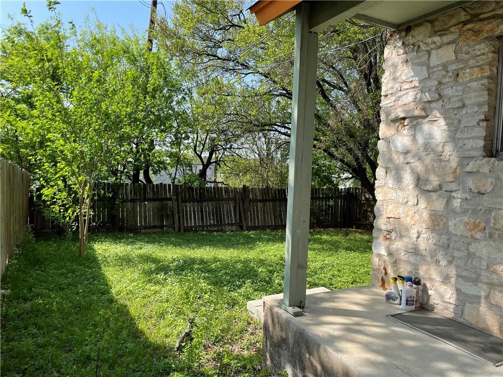 1601 Taylor Gaines St #b Property Photo 11