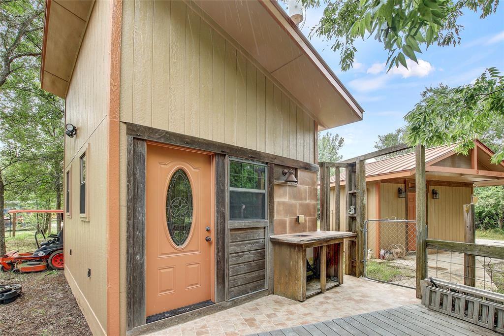 18197 Fm 619 Property Photo 32