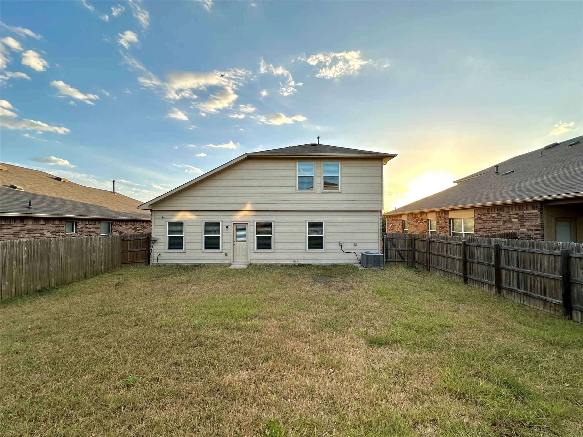 10701 Seguin Rd Property Photo 34