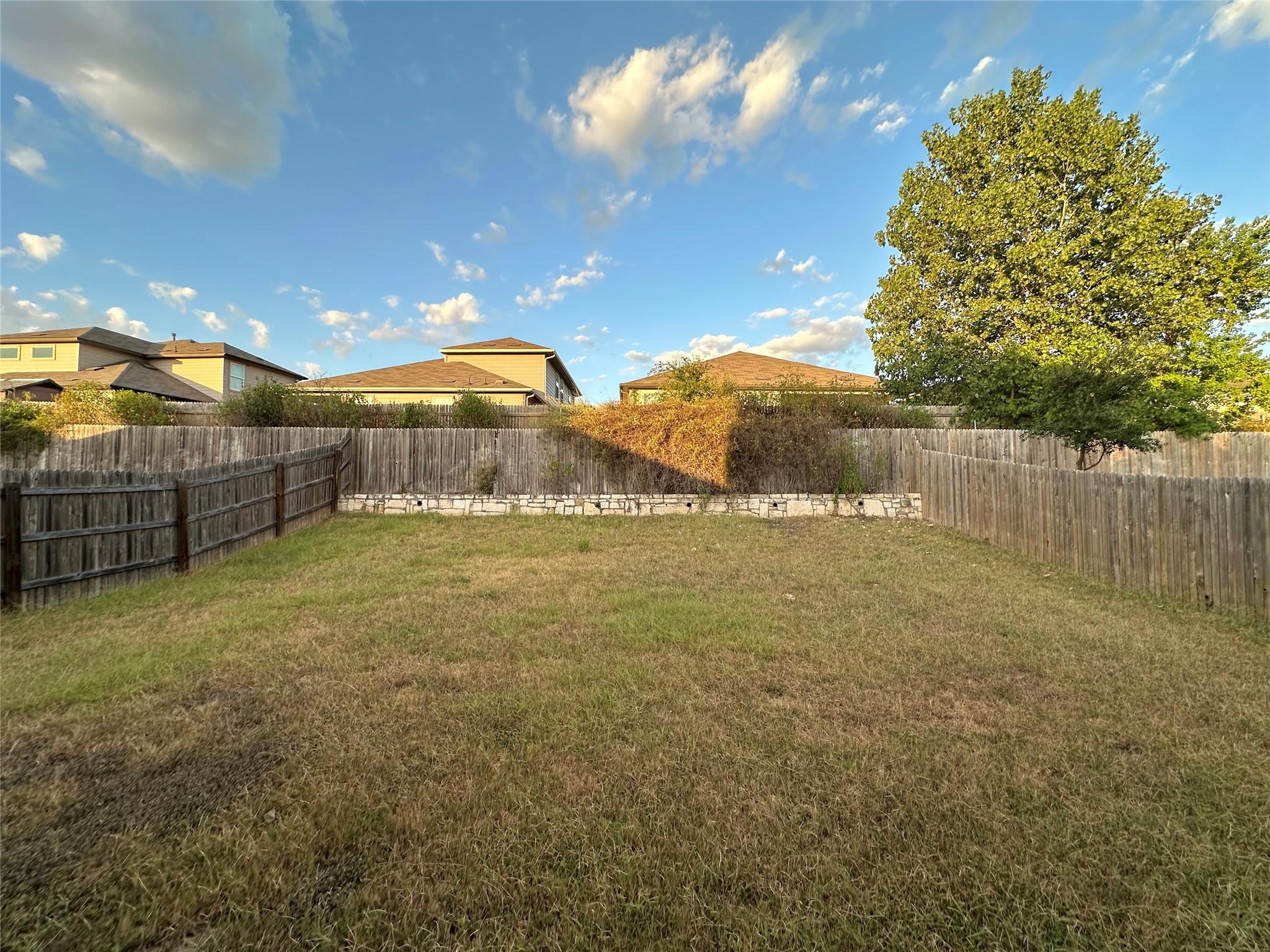 10701 Seguin Rd Property Photo 36